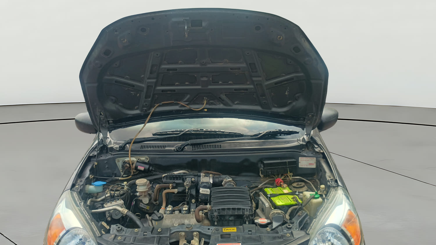 Used 2022 Maruti Suzuki Alto 800 VXi Petrol Manual engine ENGINE & BONNET OPEN FRONT VIEW