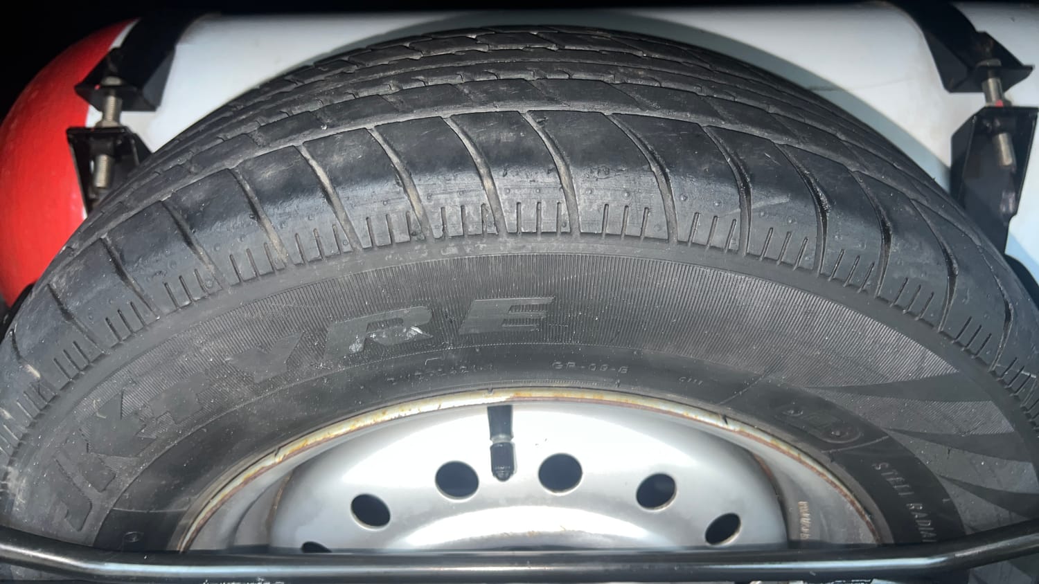 Used 2019 Maruti Suzuki Wagon R LXi 1.0 CNG Cng Manual tyres SPARE TYRE VIEW