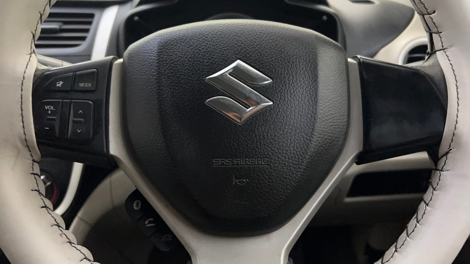 Used 2018 Maruti Suzuki Celerio ZXi (O) AMT Petrol Automatic top_features Airbags