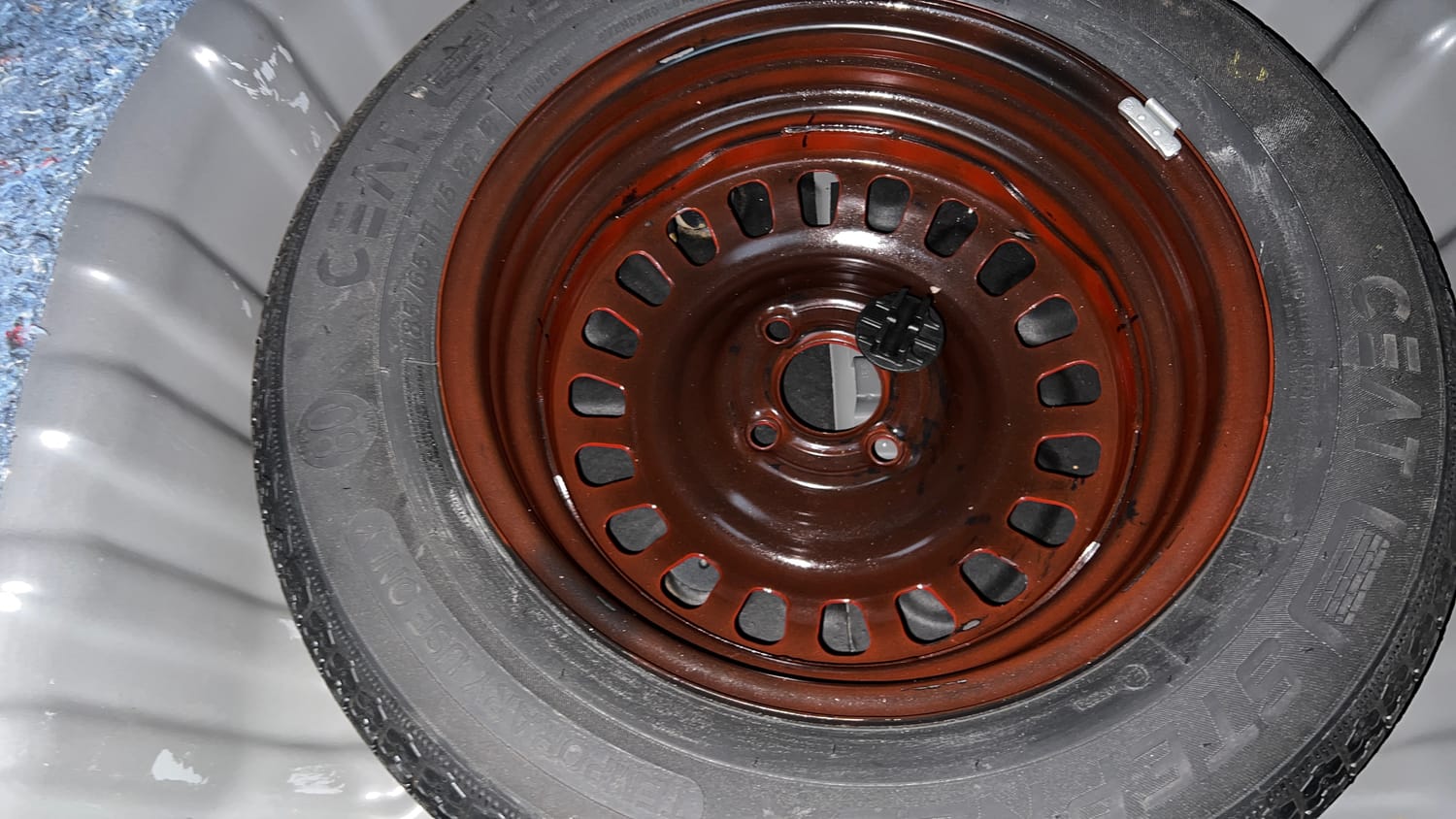 Used 2021 Nissan Magnite XV Premium Turbo Petrol Manual tyres SPARE TYRE VIEW