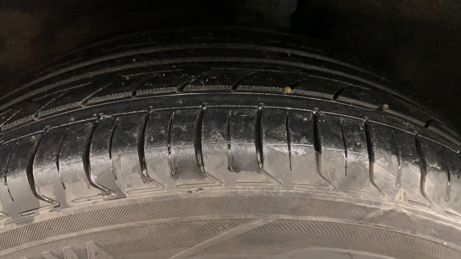 Used 2021 Ford EcoSport S MT 1.5 Ti-VCT Petrol Manual tyres LEFT REAR TYRE TREAD VIEW