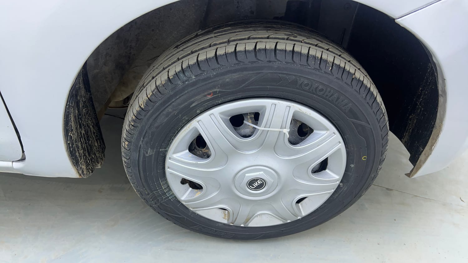 Used 2014 Datsun GO T Petrol Manual tyres RIGHT FRONT TYRE RIM VIEW