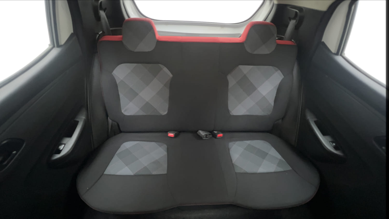 Used 2020 Renault Kwid RXT 1.0 Opt Petrol Manual interior REAR SEAT CONDITION VIEW