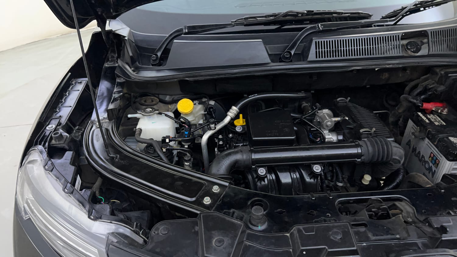 Used 2023 Renault Kiger RXT (O) AMT Petrol Automatic engine ENGINE RIGHT SIDE HINGE & APRON VIEW