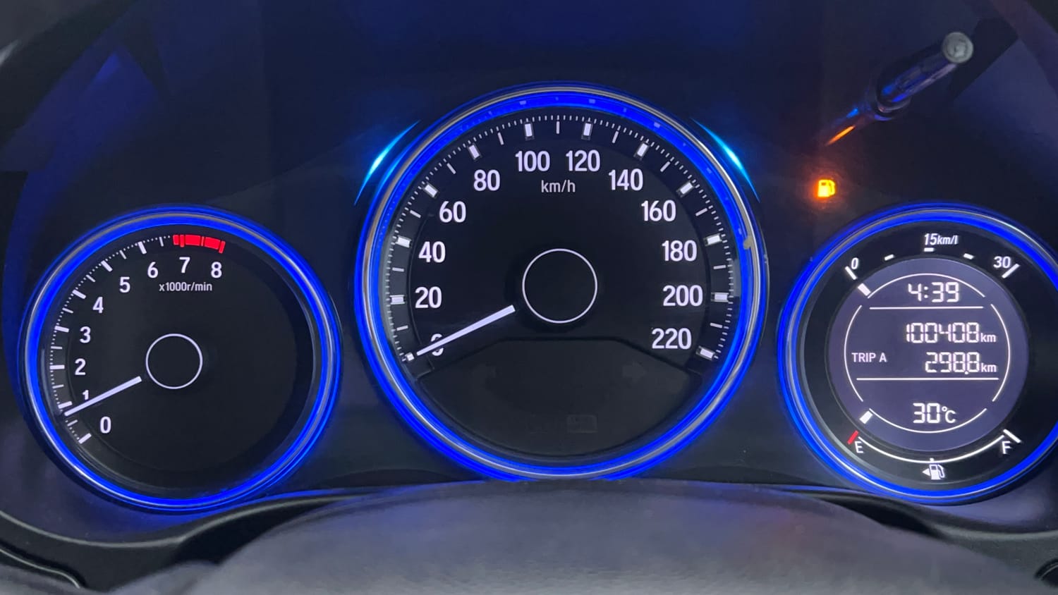 Used 2016 Honda City VX Petrol Manual interior CLUSTERMETER VIEW