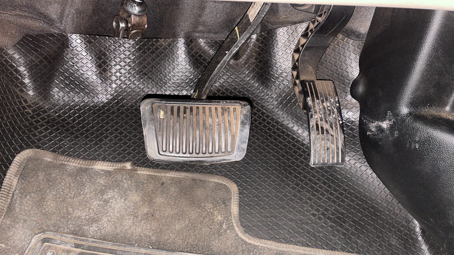 Used 2021 Hyundai Santro Magna AMT Petrol Automatic interior PEDALS VIEW