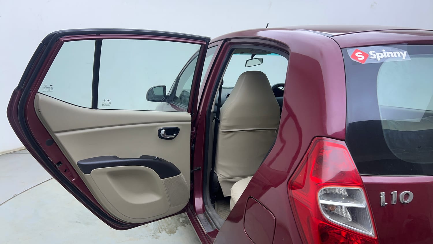 Used 2015 Hyundai i10 Sportz 1.1 iRDE2 Petrol Manual interior LEFT REAR DOOR OPEN VIEW