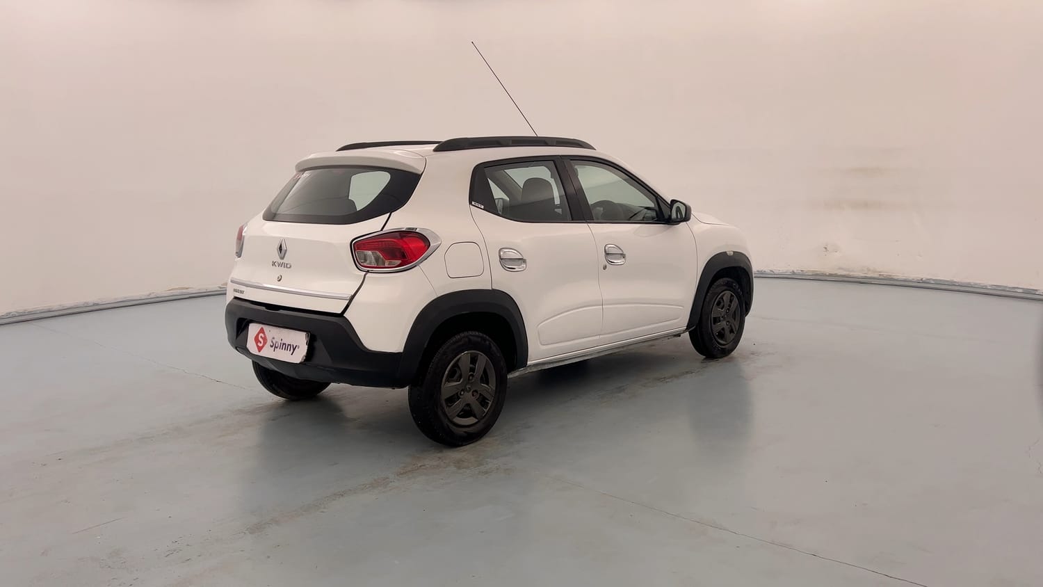 Used 2018 Renault Kwid RXT (O) 1.0 SCE Edition Petrol Manual exterior RIGHT REAR CORNER VIEW
