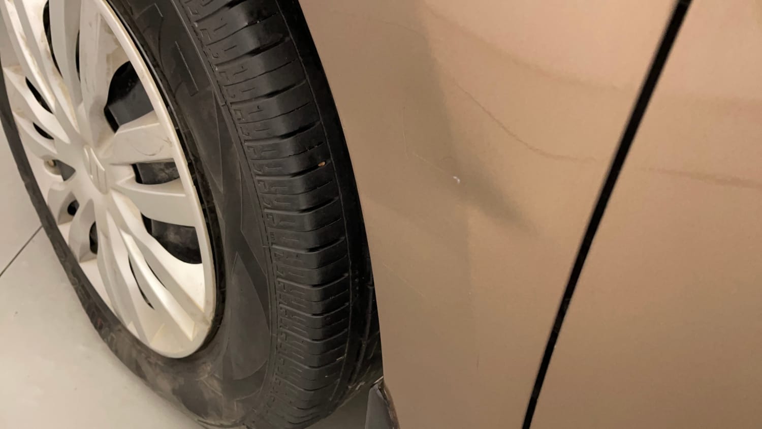 Used 2018 Maruti Suzuki Dzire VXi Petrol Automatic dents MINOR DENT