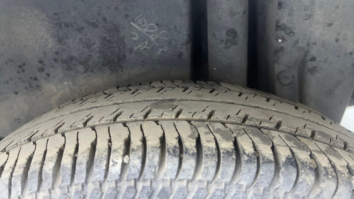 Used 2015 Maruti Suzuki Swift Dzire VXI Petrol Manual tyres LEFT REAR TYRE TREAD VIEW