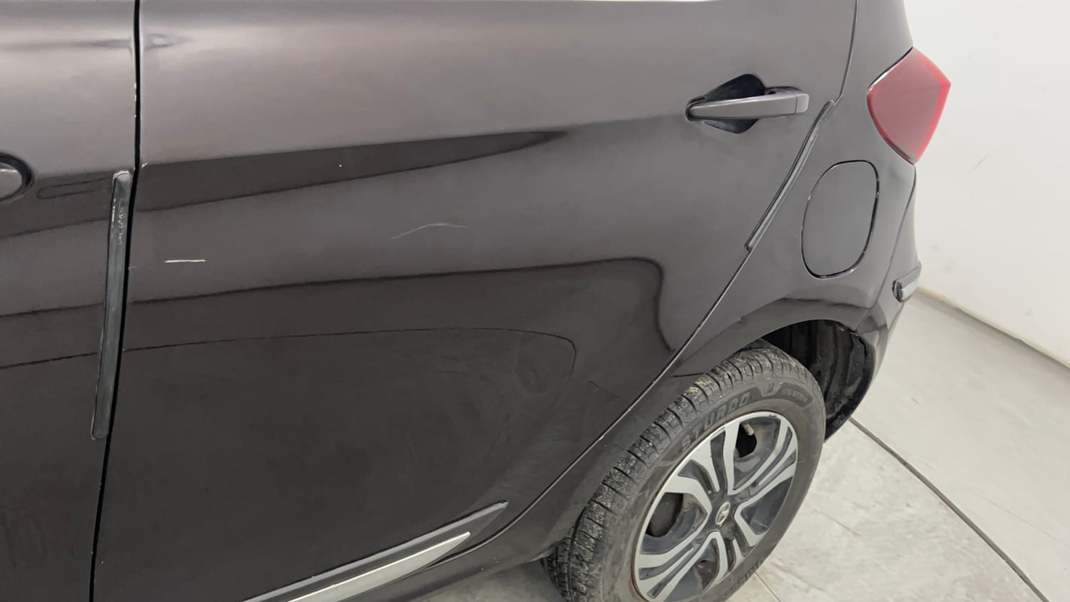 Used 2022 Tata Tiago XT CNG Cng Manual dents MINOR SCRATCH