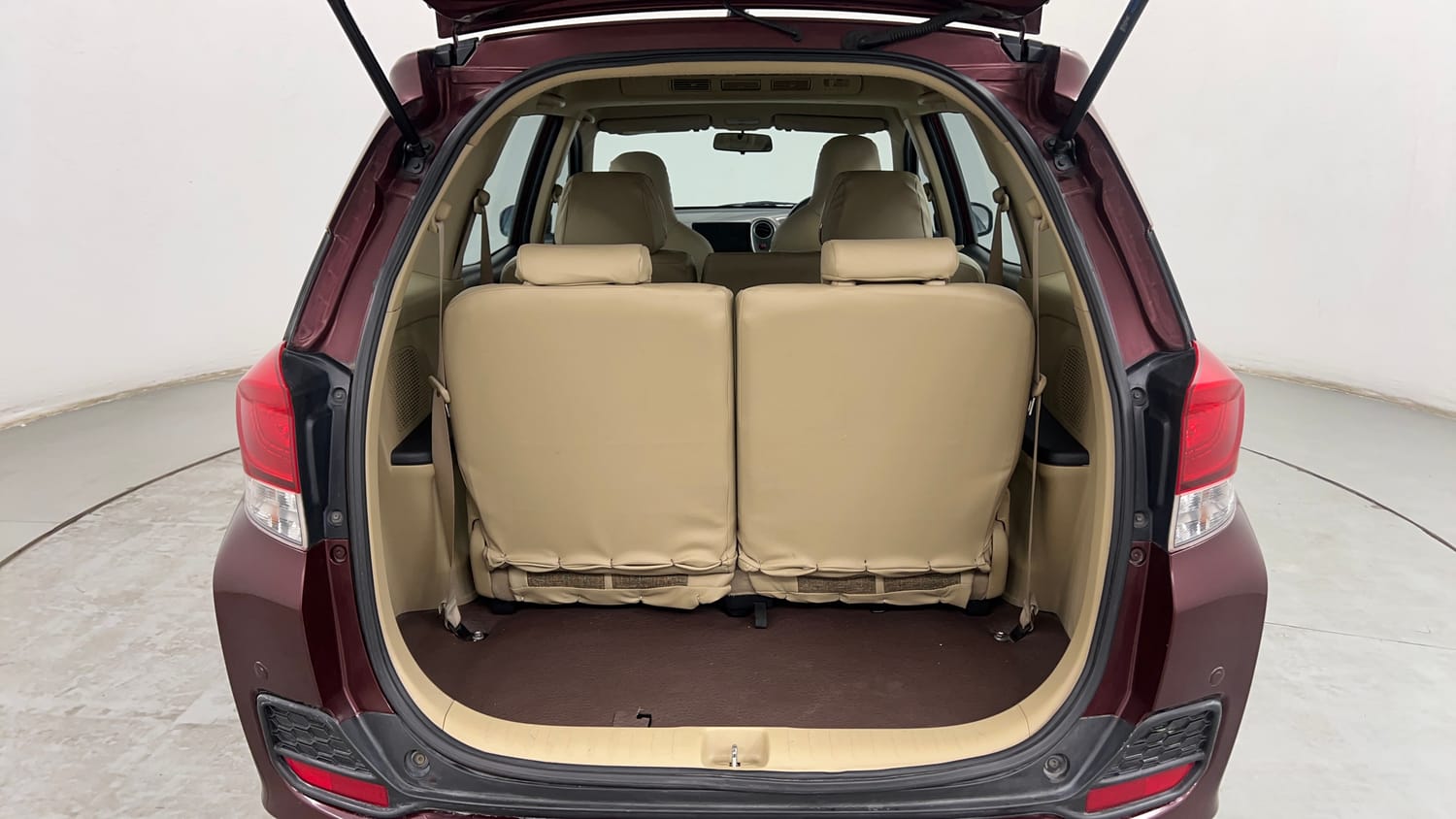 Used 2014 Honda Mobilio V (O) Petrol Petrol Manual interior DICKY INSIDE VIEW