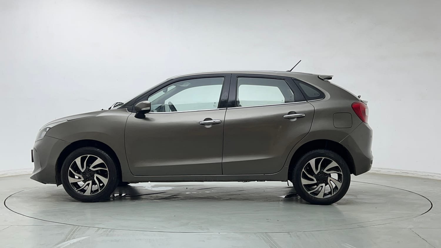 Used 2019 Maruti Suzuki Baleno Zeta Petrol Manual exterior LEFT SIDE VIEW
