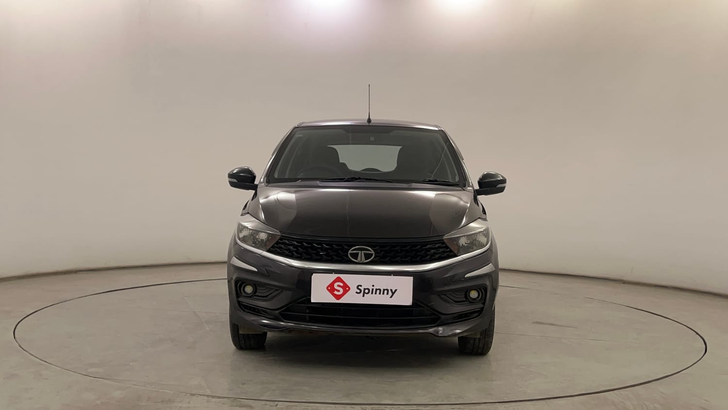 Used 2022 Tata Tiago XT CNG Cng Manual exterior FRONT VIEW
