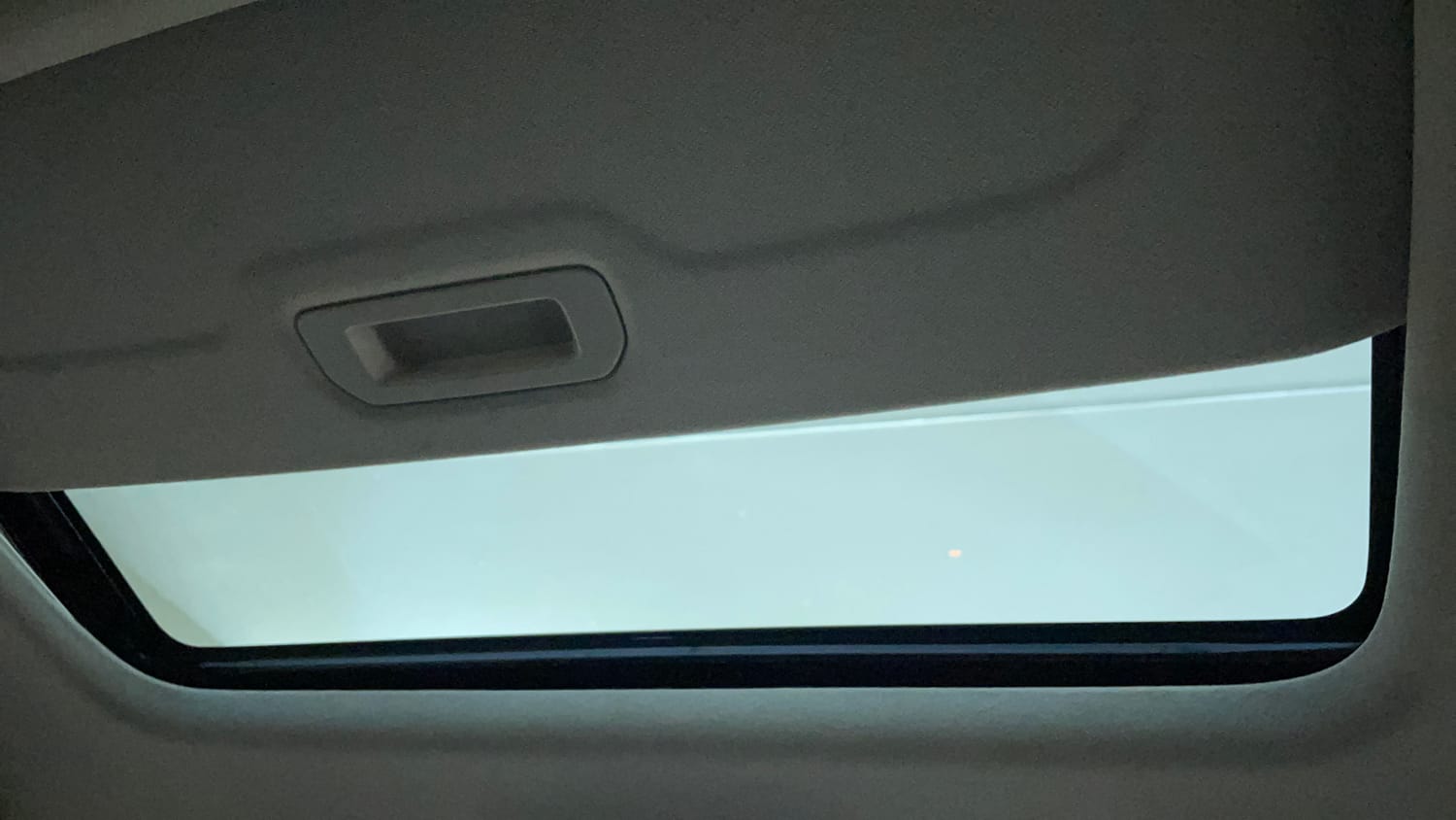 Used 2023 Maruti Suzuki Brezza ZXI AT Petrol Automatic top_features Sunroof