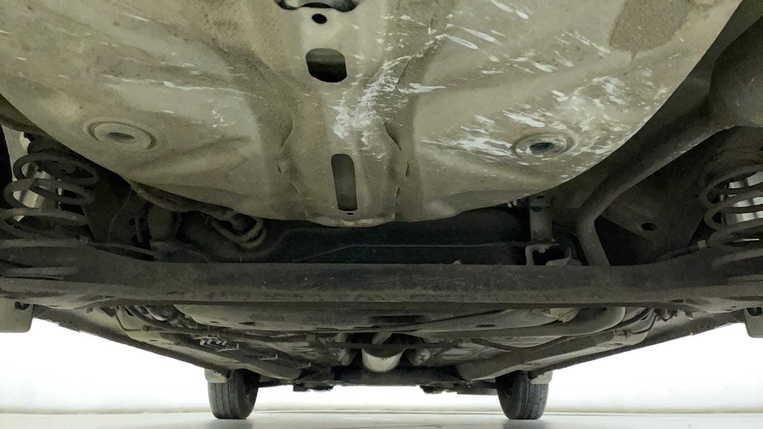 Used 2018 Maruti Suzuki Dzire VXi Petrol Automatic extra REAR UNDERBODY VIEW (TAKEN FROM REAR)