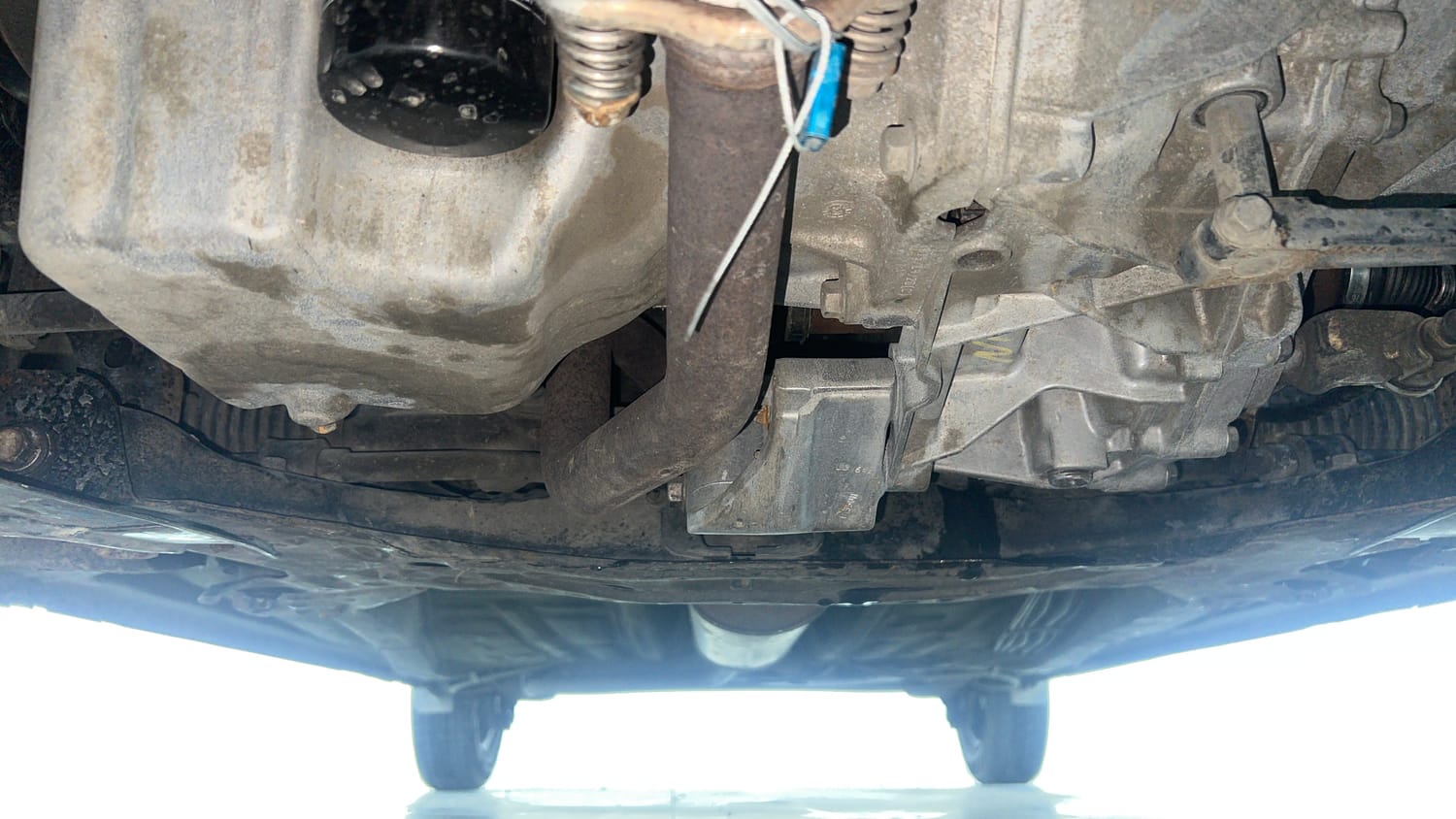 Used 2019 Maruti Suzuki Wagon R LXi 1.0 CNG Cng Manual extra FRONT LEFT UNDERBODY VIEW
