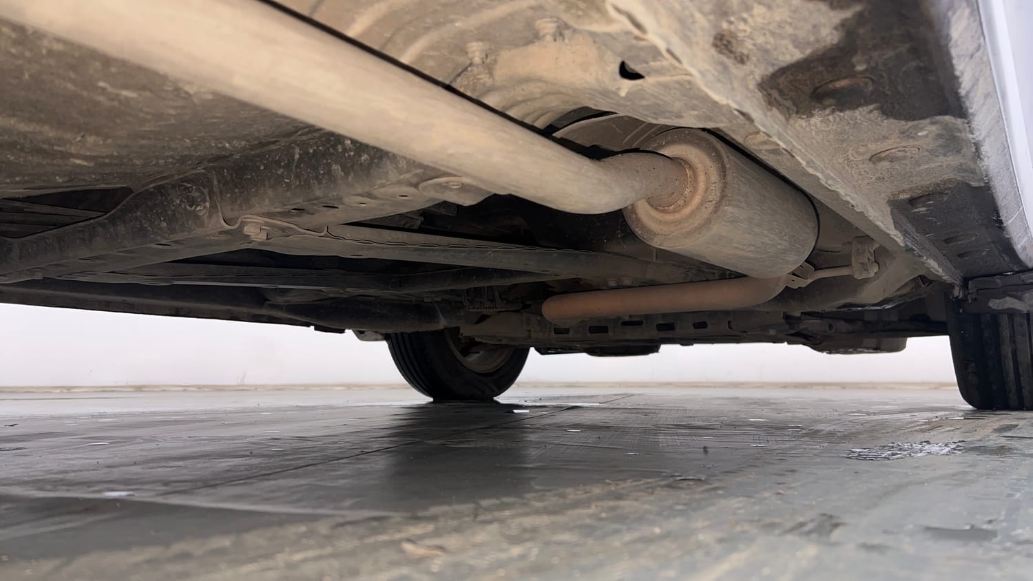 Used 2016 Honda City VX Petrol Manual extra REAR RIGHT UNDERBODY VIEW