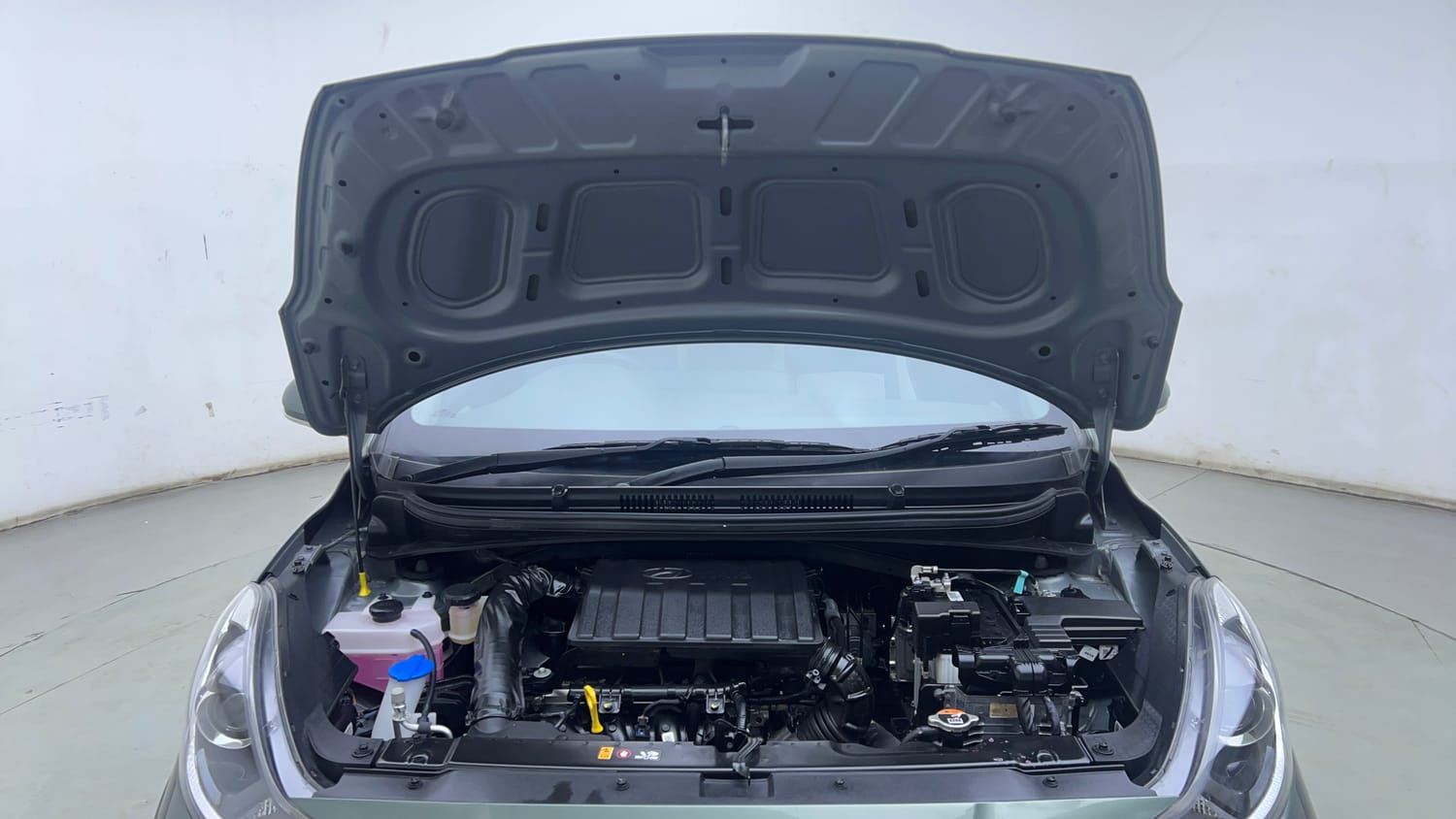 Used 2026 Hyundai Grand i10 Nios Asta 1.2 Kappa AMT Petrol Automatic engine ENGINE & BONNET OPEN FRONT VIEW