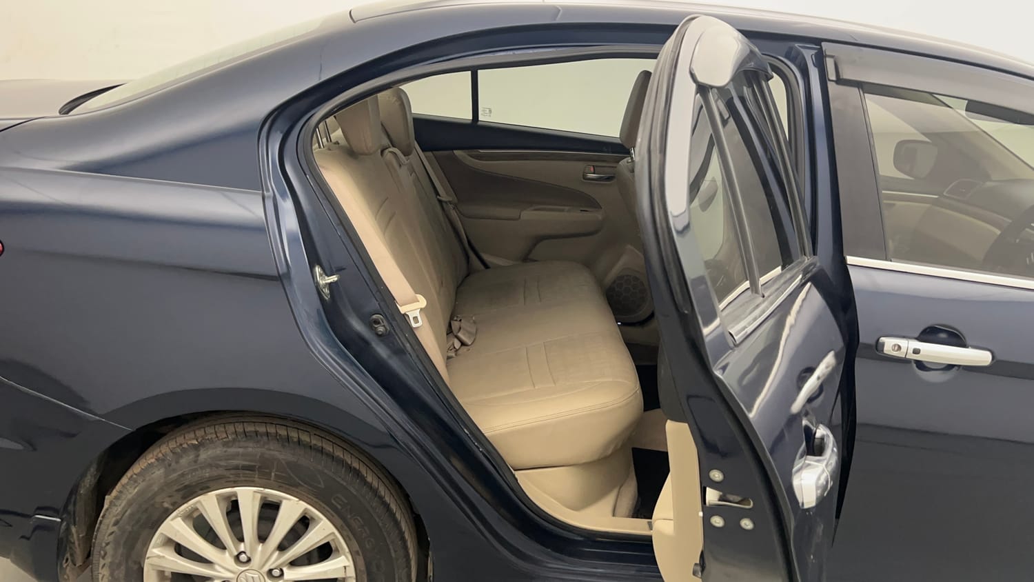 Used 2022 Maruti Suzuki Ciaz Zeta 1.5 Petrol Manual interior RIGHT SIDE REAR DOOR CABIN VIEW