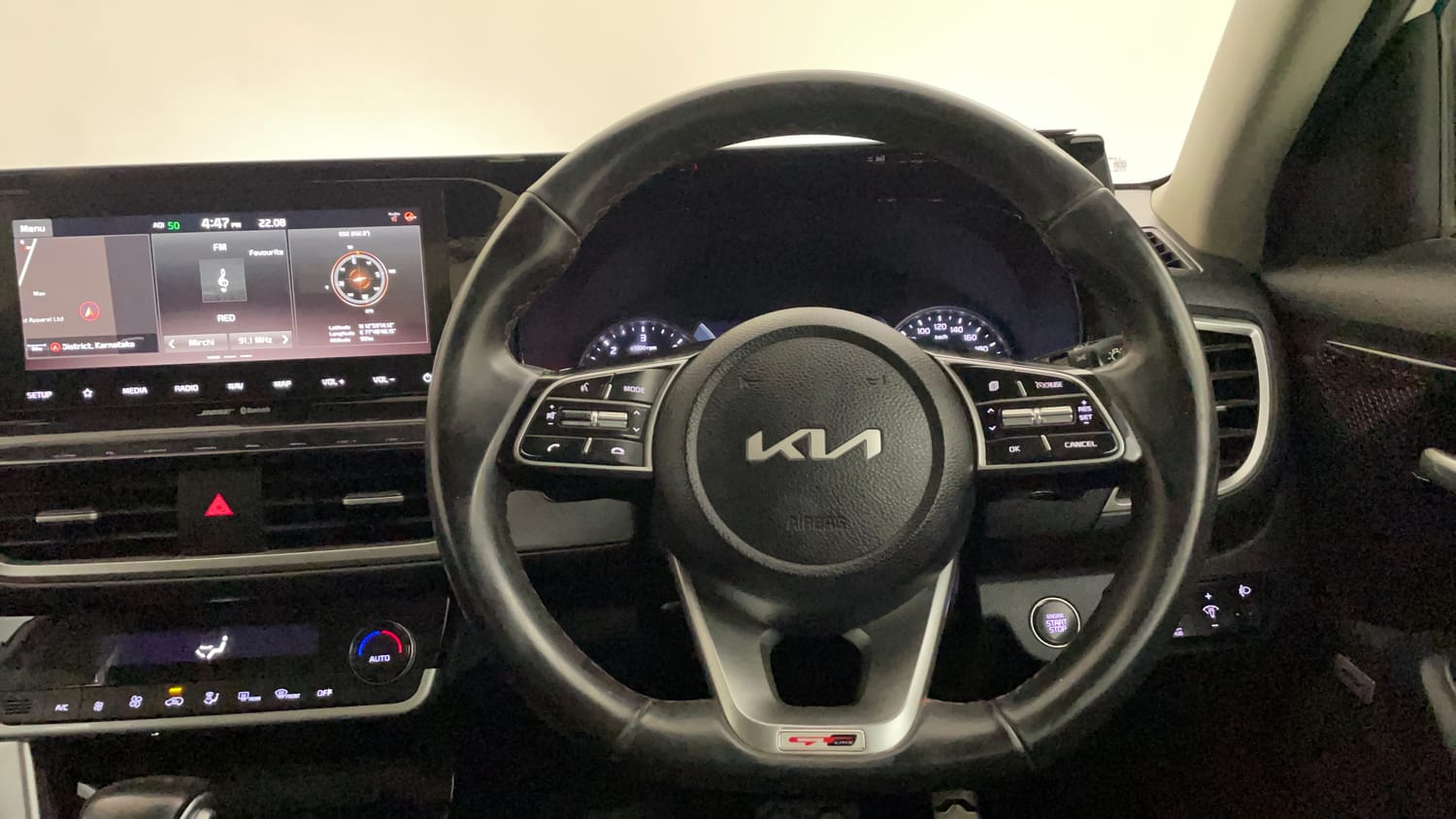 Used 2023 Kia Seltos GTX Plus 1.5 Diesel AT Diesel Automatic interior STEERING VIEW