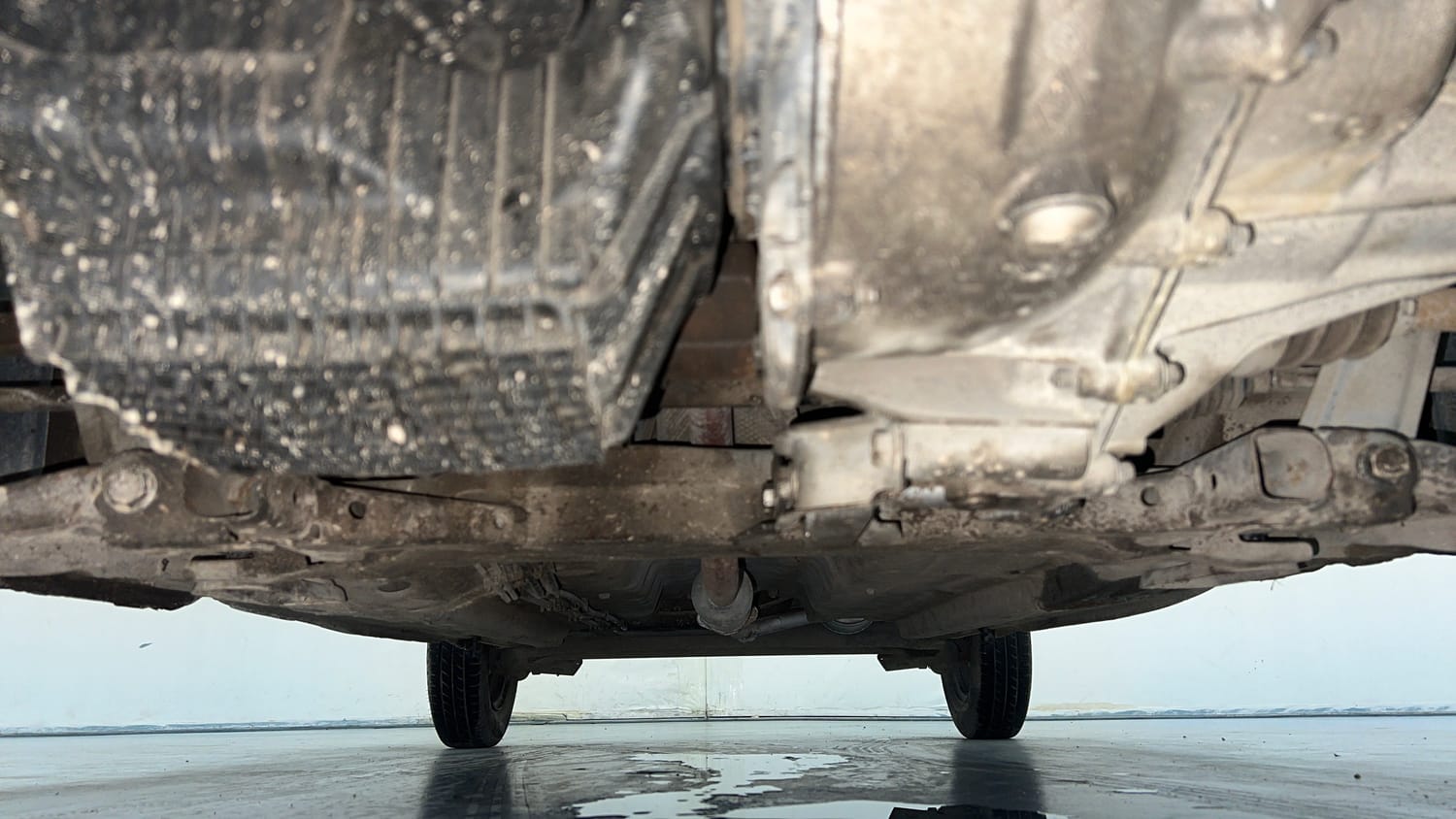 Used 2017 renault Kwid 1.0 RXT Anniversary Edition Petrol Manual extra FRONT LEFT UNDERBODY VIEW