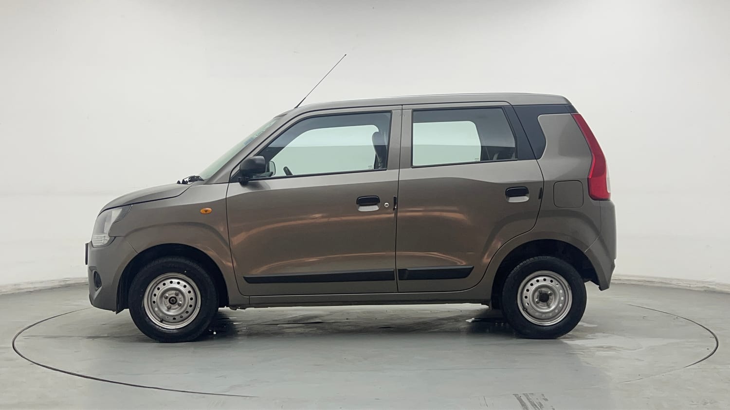 Used 2019 Maruti Suzuki Wagon R LXi 1.0 CNG Cng Manual exterior LEFT SIDE VIEW