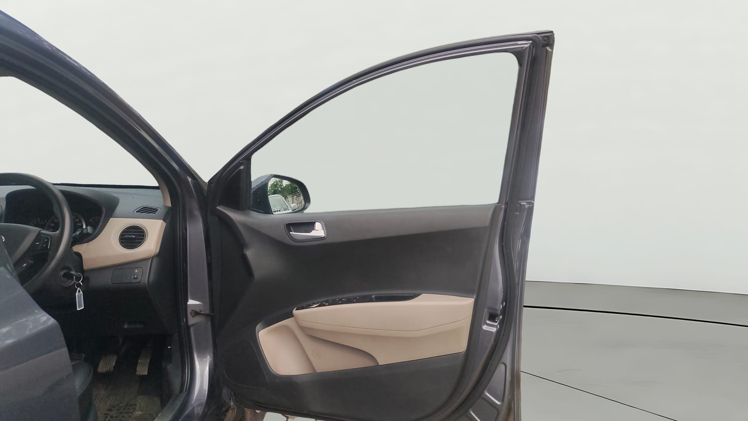 Used 2018 Hyundai Grand i10 Sportz 1.2 Kappa VTVT Petrol Manual interior RIGHT FRONT DOOR OPEN VIEW