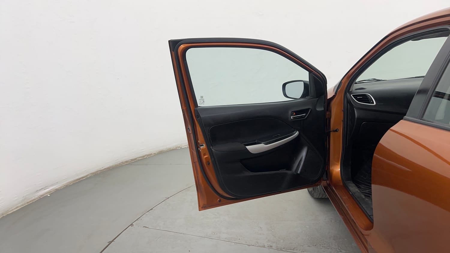 Used 2018 Maruti Suzuki Baleno Delta 1.2 Petrol Manual interior LEFT FRONT DOOR OPEN VIEW