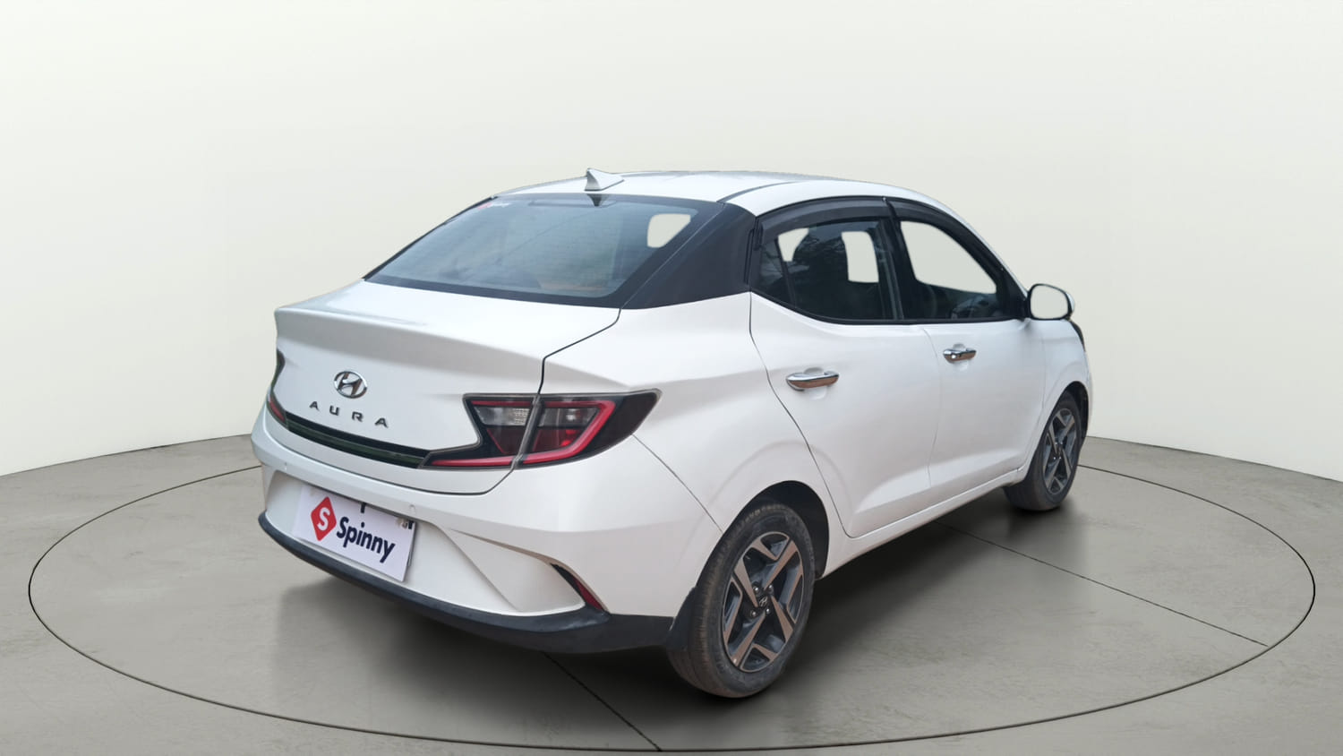 Used 2020 Hyundai Aura SX 1.2 Petrol Petrol Manual exterior RIGHT REAR CORNER VIEW