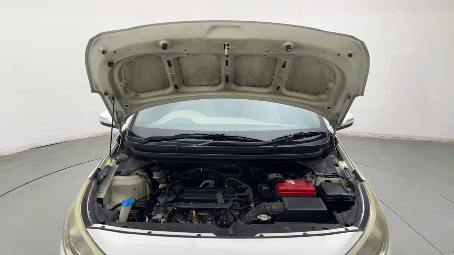 Used 2015 Hyundai Elite i20 Asta 1.2 Petrol Manual engine ENGINE & BONNET OPEN FRONT VIEW