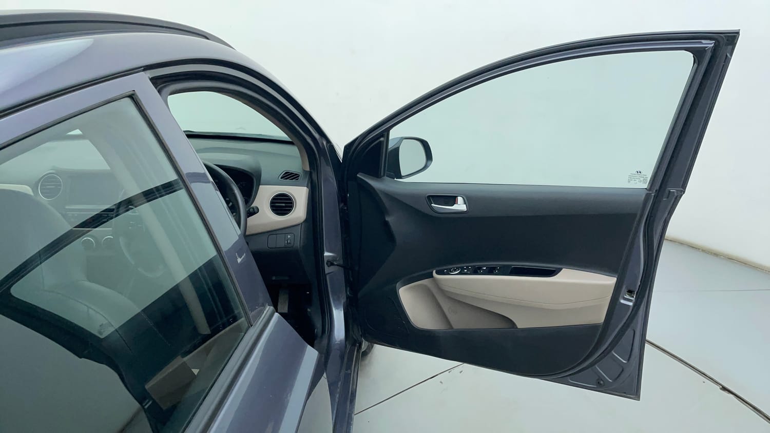 Used 2019 Hyundai Grand i10 Sportz 1.2 Kappa VTVT Petrol Manual interior RIGHT FRONT DOOR OPEN VIEW