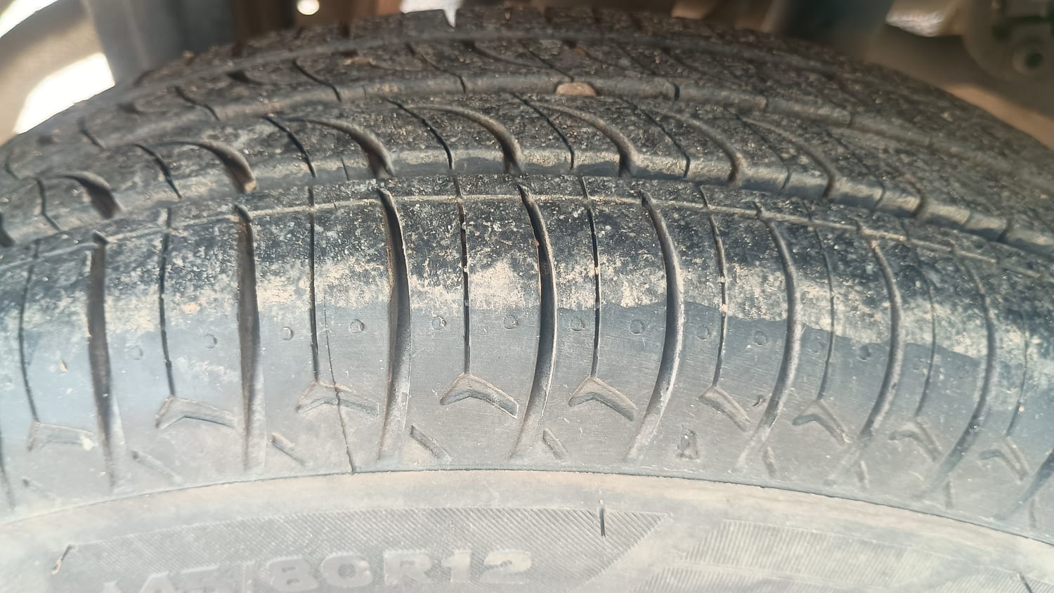 Used 2022 Maruti Suzuki Alto 800 VXi Petrol Manual tyres RIGHT REAR TYRE TREAD VIEW