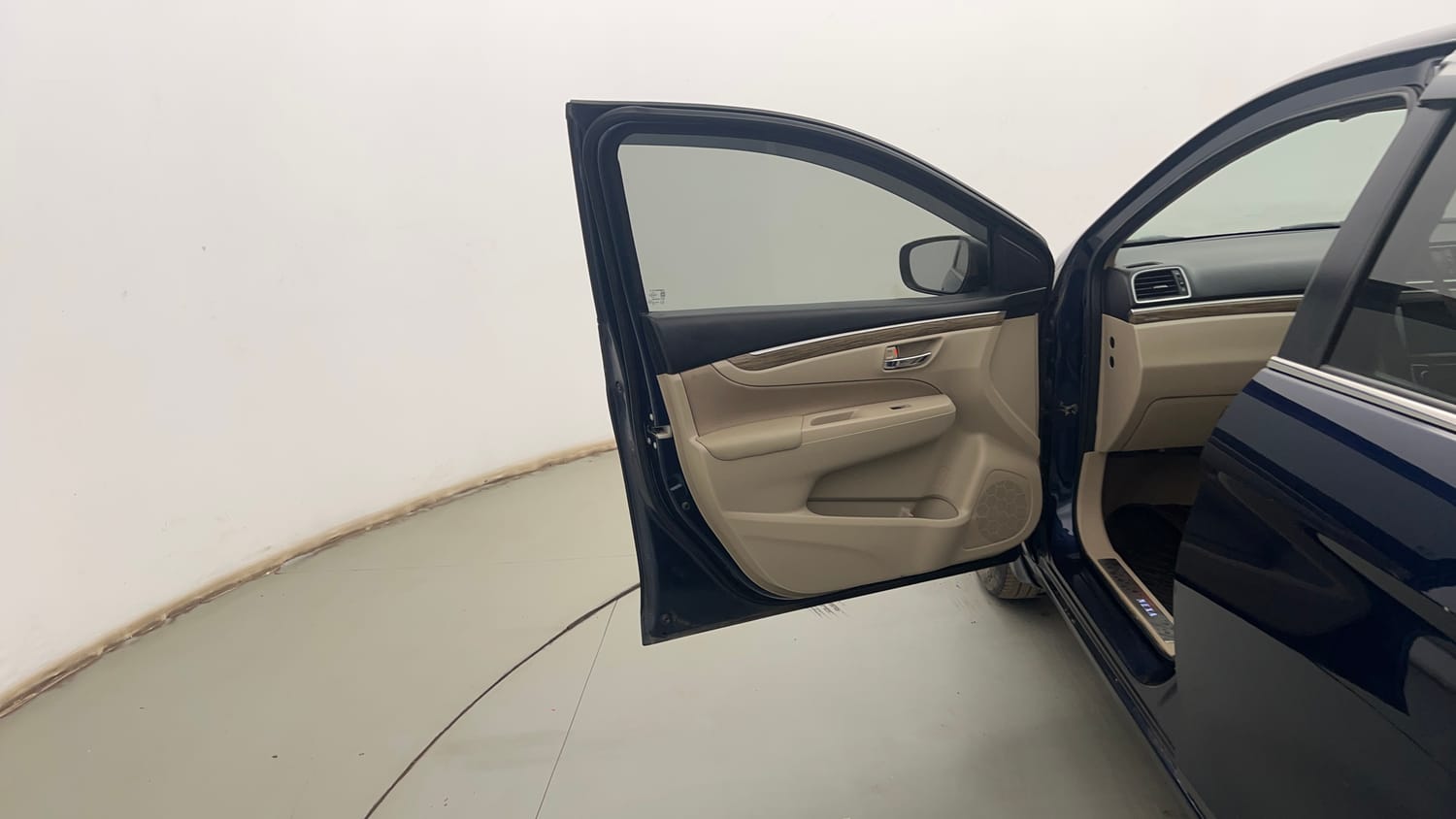 Used 2022 Maruti Suzuki Ciaz Zeta 1.5 Petrol Manual interior LEFT FRONT DOOR OPEN VIEW