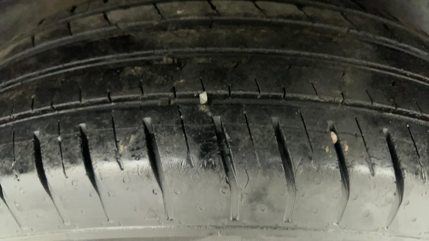 Used 2022 Tata Punch Pure Rhythm Pack MT Petrol Manual tyres LEFT REAR TYRE TREAD VIEW