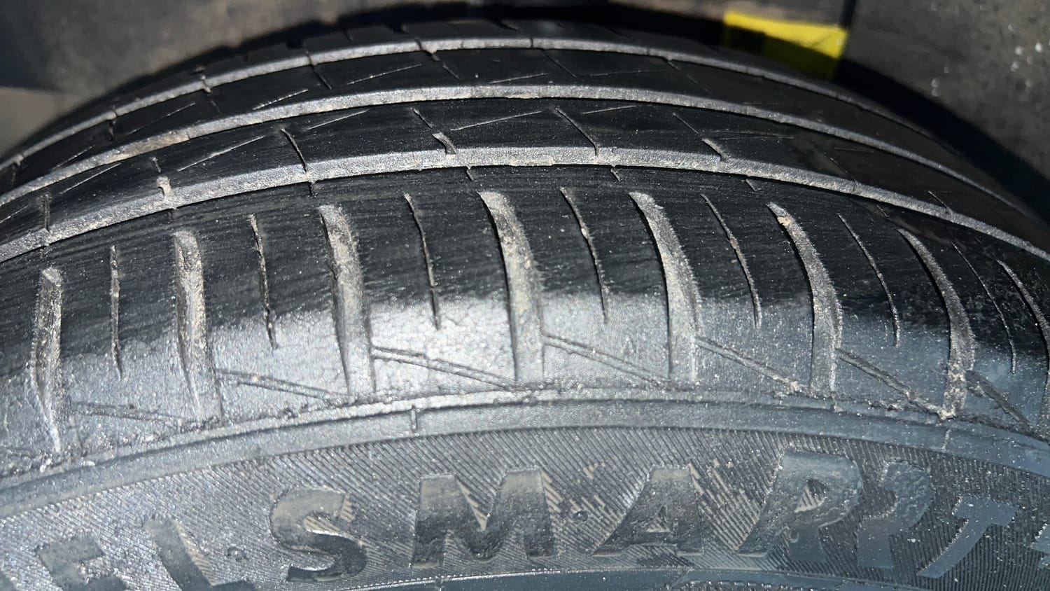 Used 2021 Hyundai Grand i10 Nios Sportz 1.2 Kappa VTVT Petrol Manual tyres RIGHT REAR TYRE TREAD VIEW