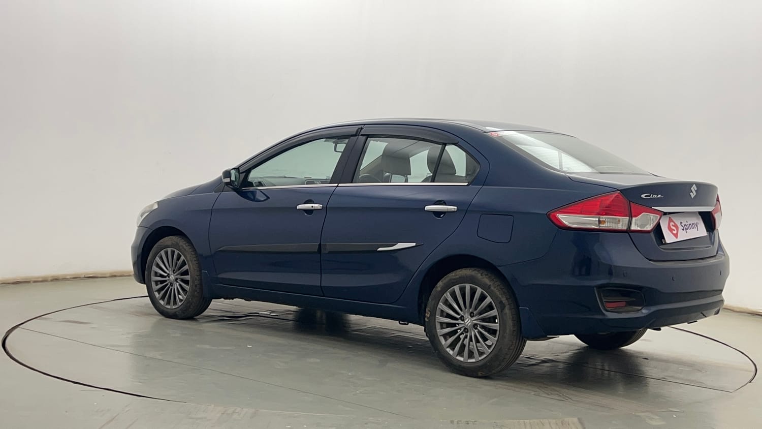 Used 2018 Maruti Suzuki Ciaz Alpha 1.4 MT Petrol Manual exterior LEFT REAR CORNER VIEW
