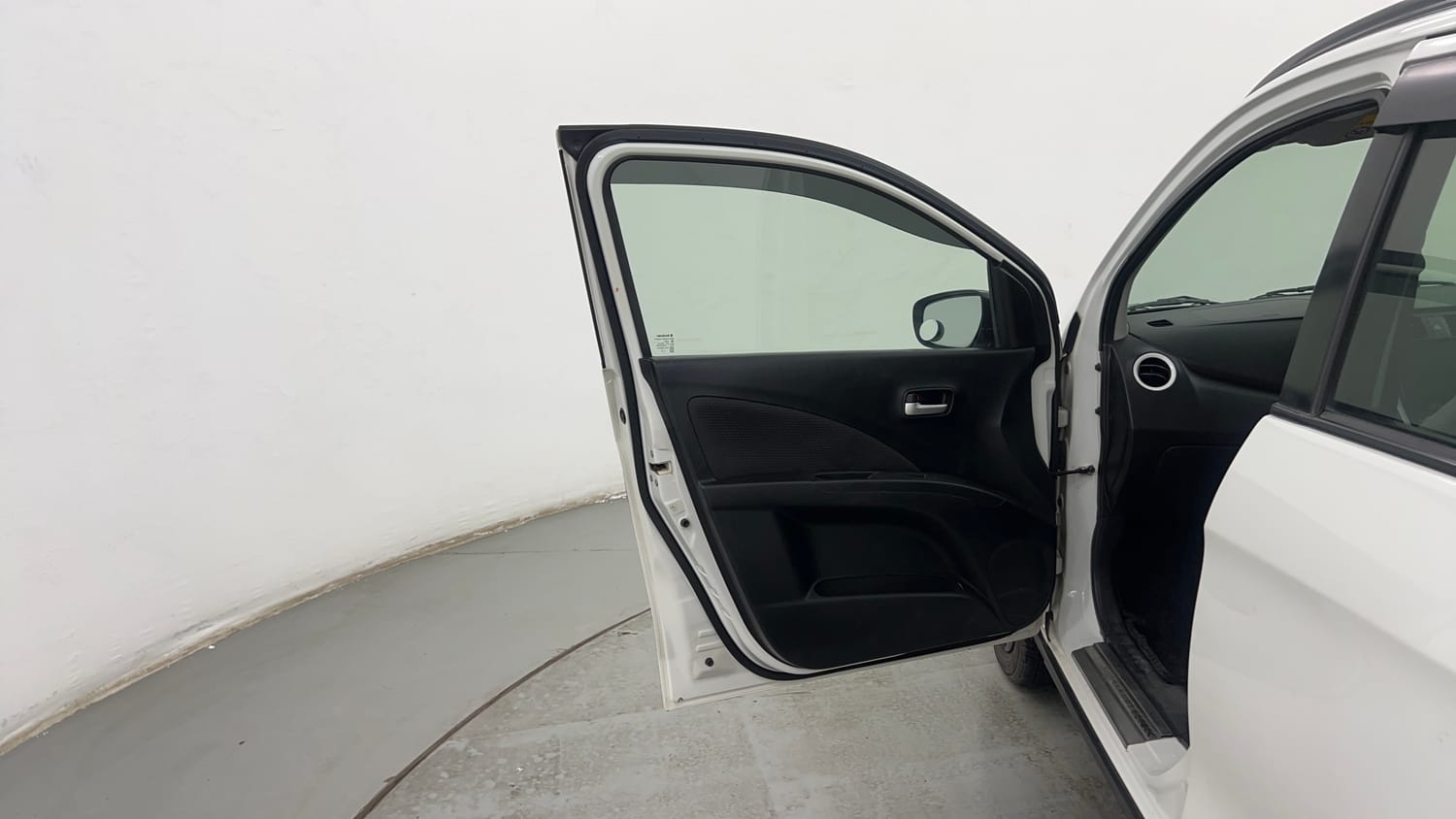 Used 2019 Maruti Suzuki Celerio X Zxi (O) AMT Petrol Automatic interior LEFT FRONT DOOR OPEN VIEW