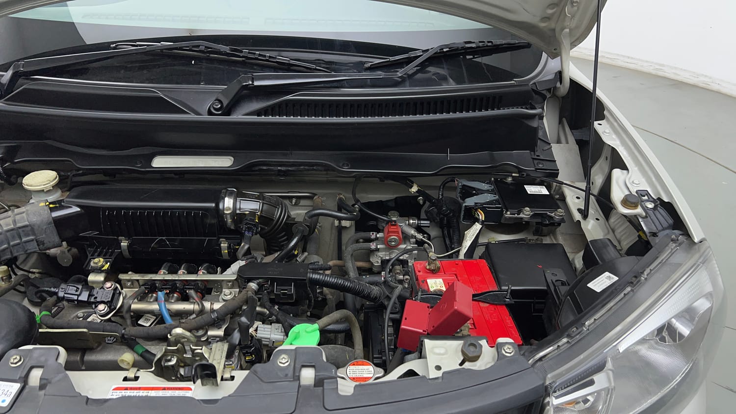 Used 2022 Maruti Suzuki S-Presso VXi (O) CNG Cng Manual engine ENGINE LEFT SIDE VIEW