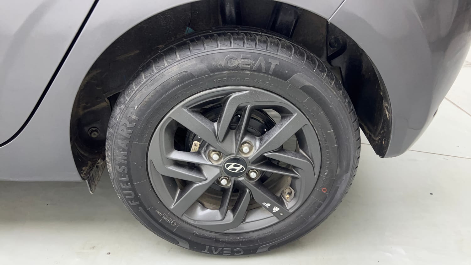 Used 2021 Hyundai Grand i10 Nios Sportz 1.2 Kappa VTVT Petrol Manual tyres LEFT REAR TYRE RIM VIEW