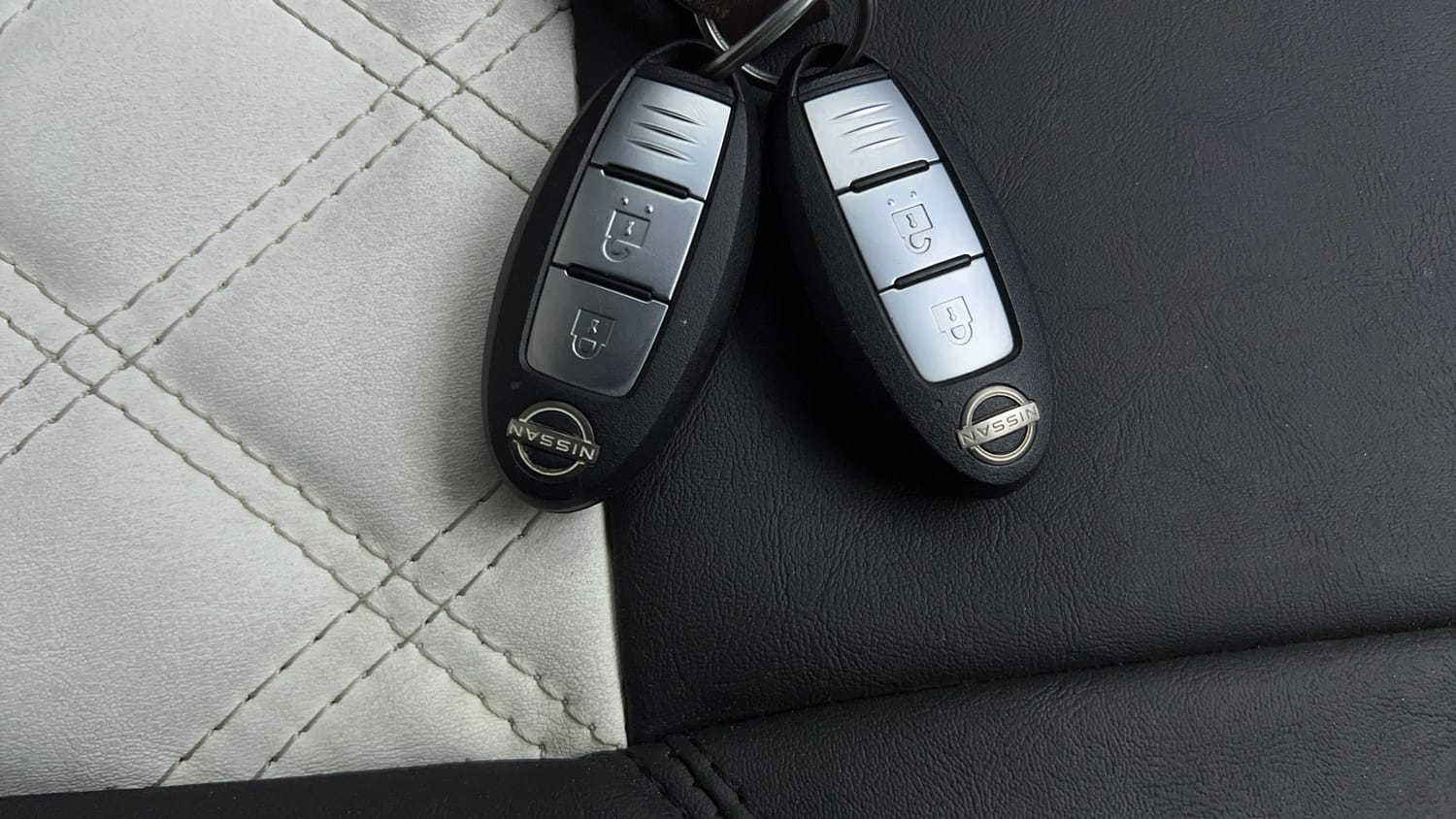Used 2021 Nissan Magnite XV Premium Turbo Petrol Manual extra CAR KEY VIEW