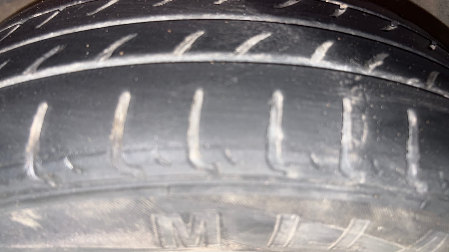Used 2018 Maruti Suzuki Celerio ZXi (O) AMT Petrol Automatic tyres LEFT FRONT TYRE TREAD VIEW
