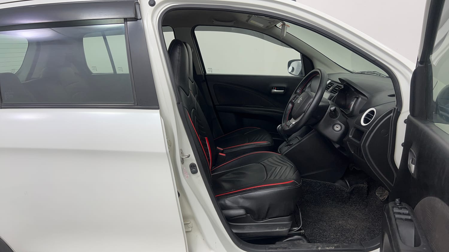 Used 2019 Maruti Suzuki Celerio X Zxi (O) AMT Petrol Automatic interior RIGHT SIDE FRONT DOOR CABIN VIEW