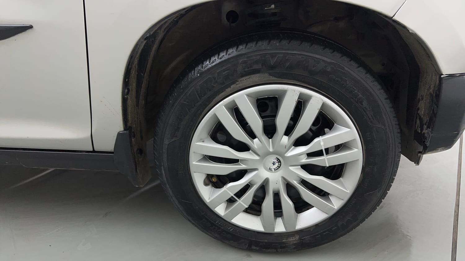 Used 2022 Maruti Suzuki S-Presso VXi (O) CNG Cng Manual tyres RIGHT FRONT TYRE RIM VIEW