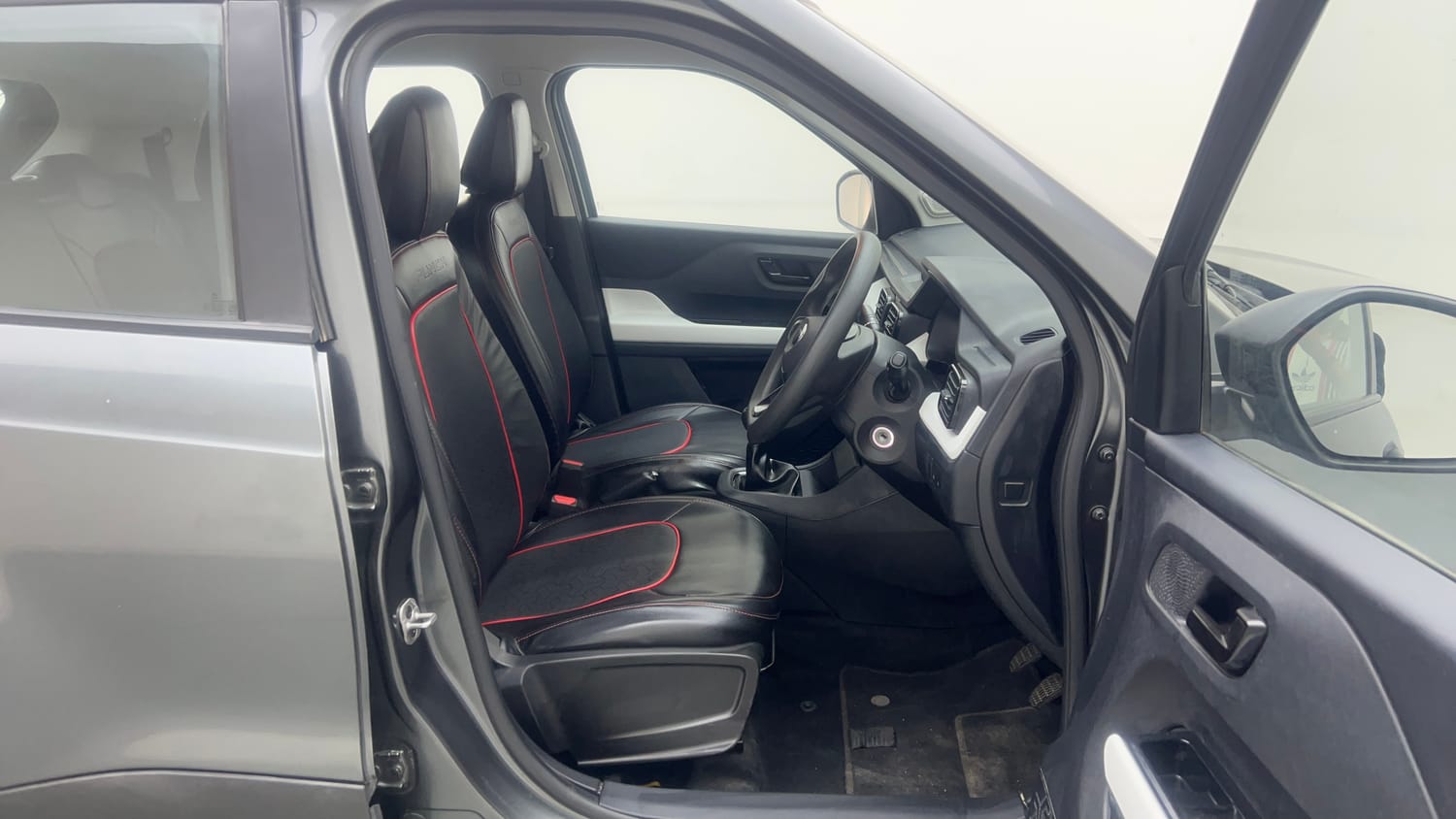 Used 2025 Tata Punch Pure MT Petrol Manual interior RIGHT SIDE FRONT DOOR CABIN VIEW