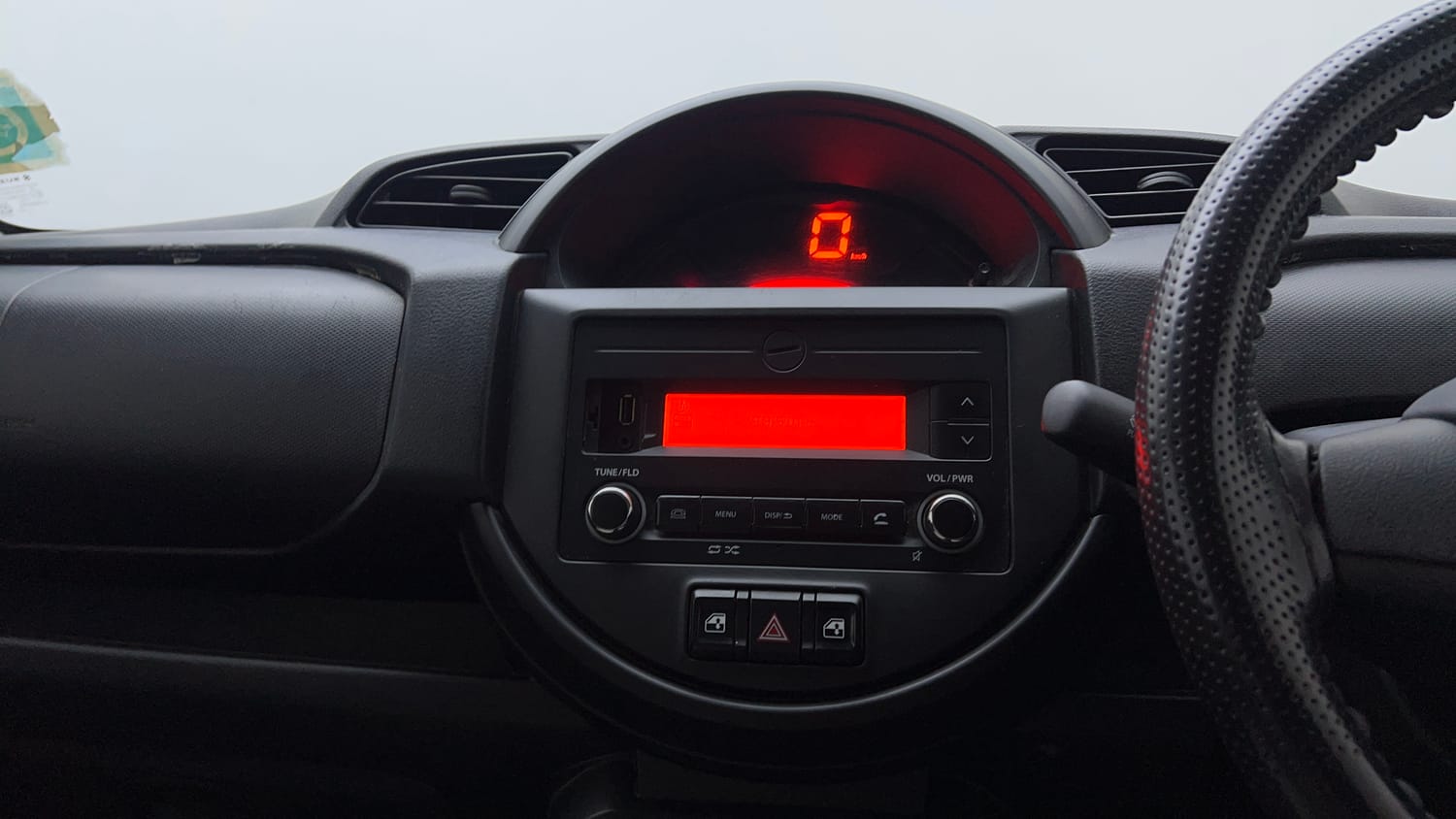 Used 2022 Maruti Suzuki S-Presso VXi (O) CNG Cng Manual top_features Integrated (in-dash) music system