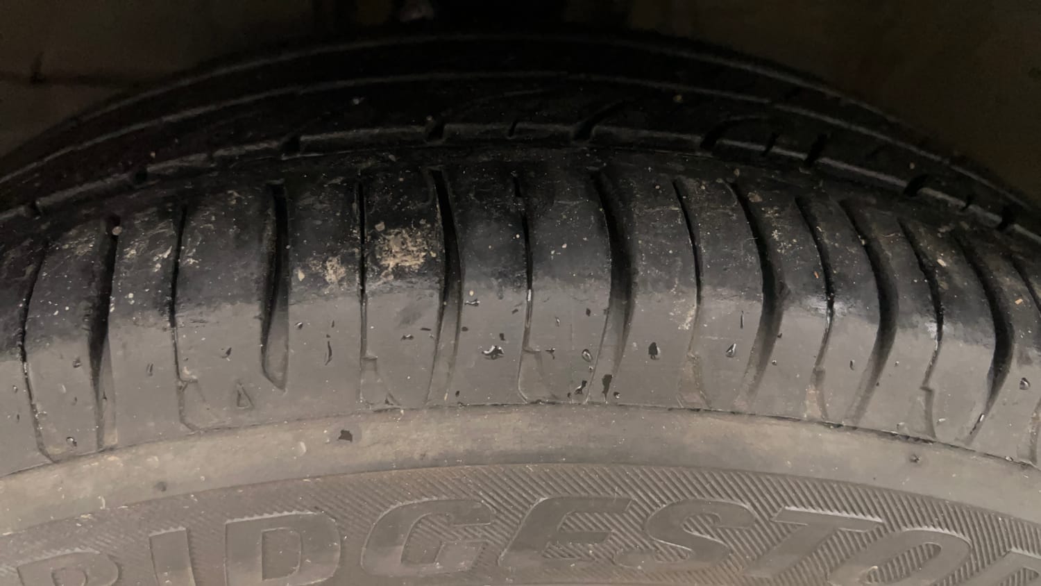 Used 2015 Honda City V Petrol Manual tyres LEFT FRONT TYRE TREAD VIEW