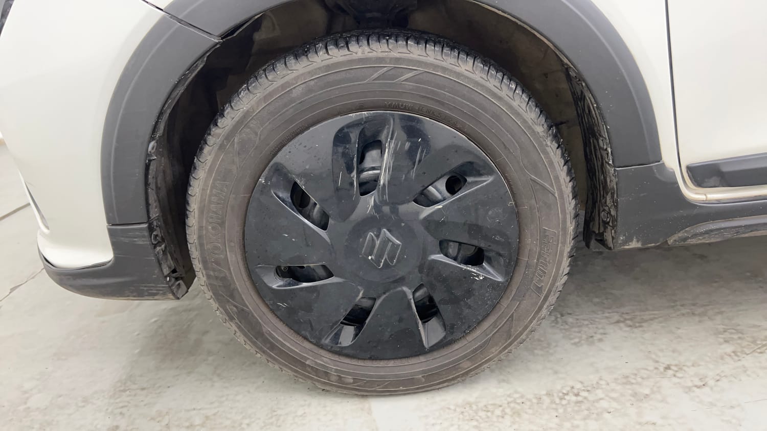 Used 2019 Maruti Suzuki Celerio X Zxi (O) AMT Petrol Automatic tyres LEFT FRONT TYRE RIM VIEW
