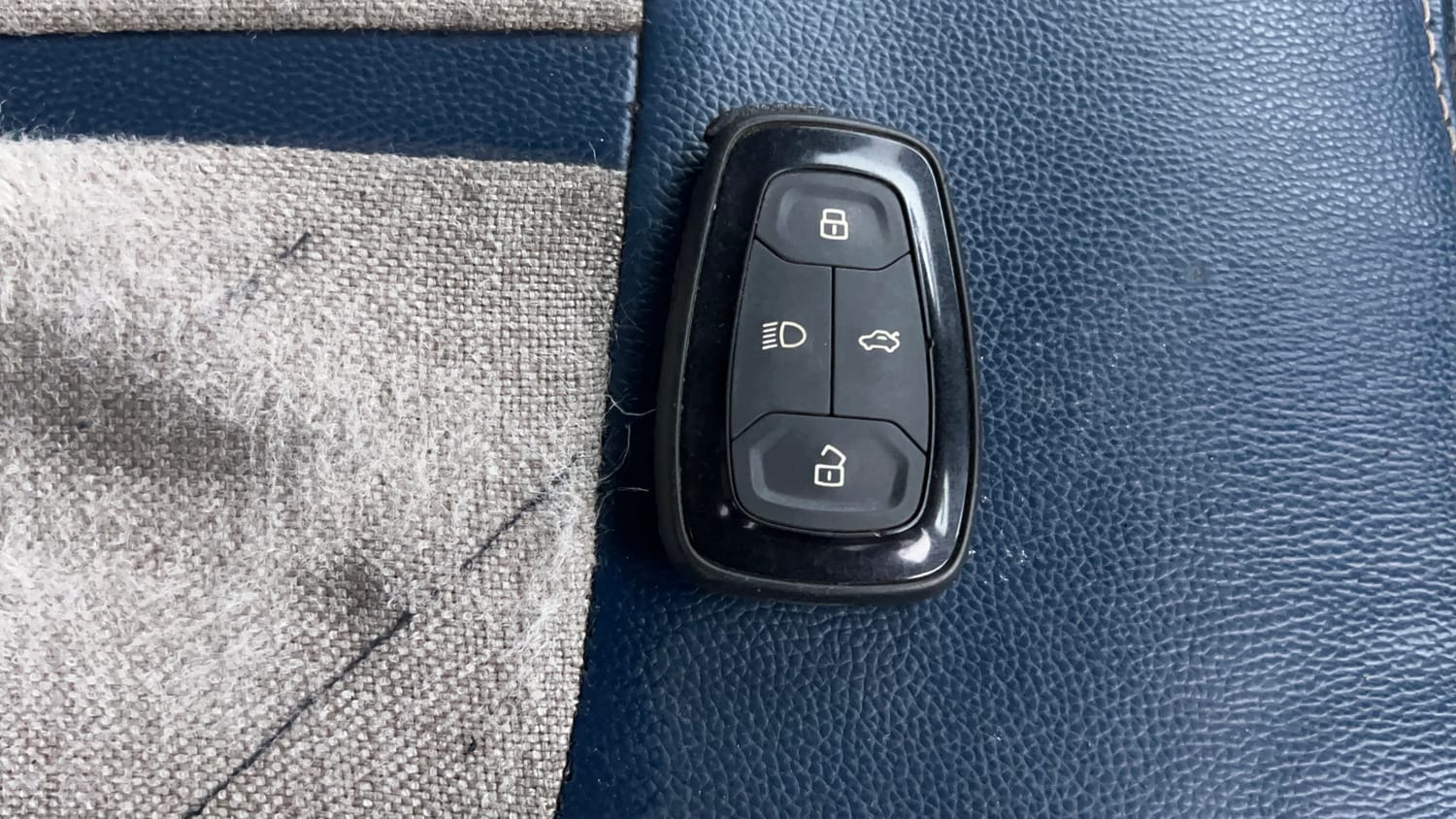 Used 2020 Tata Nexon XZA Plus (O) Petrol Automatic extra CAR KEY VIEW