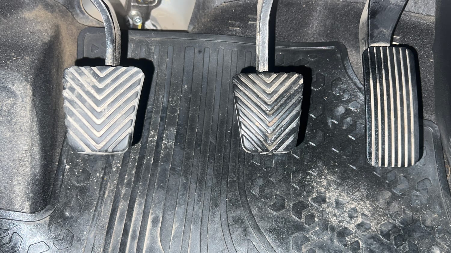 Used 2017 Hyundai Verna SX 1.6 VTVT Petrol Manual interior PEDALS VIEW